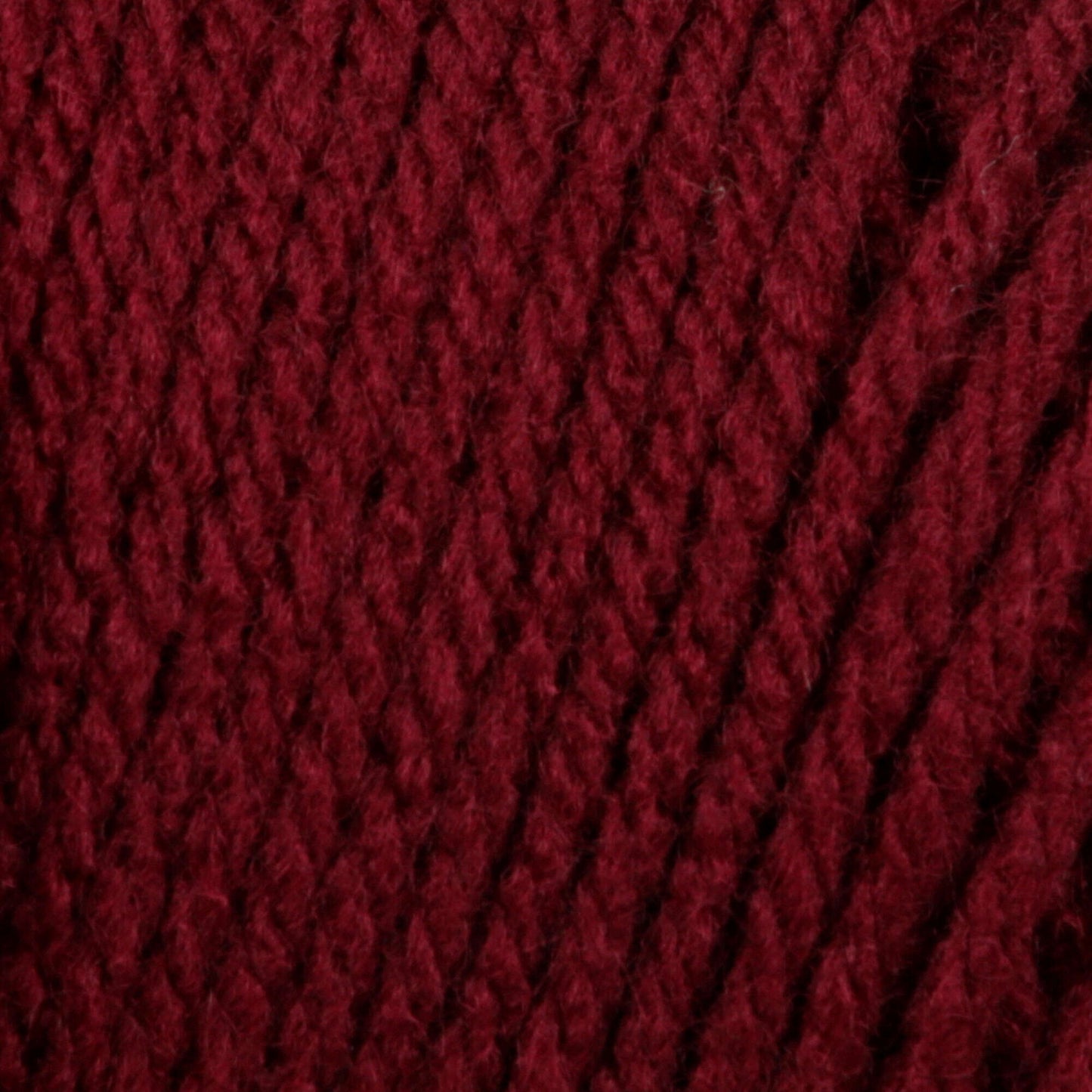 Bernat® Super Value - Burgundy (detail)