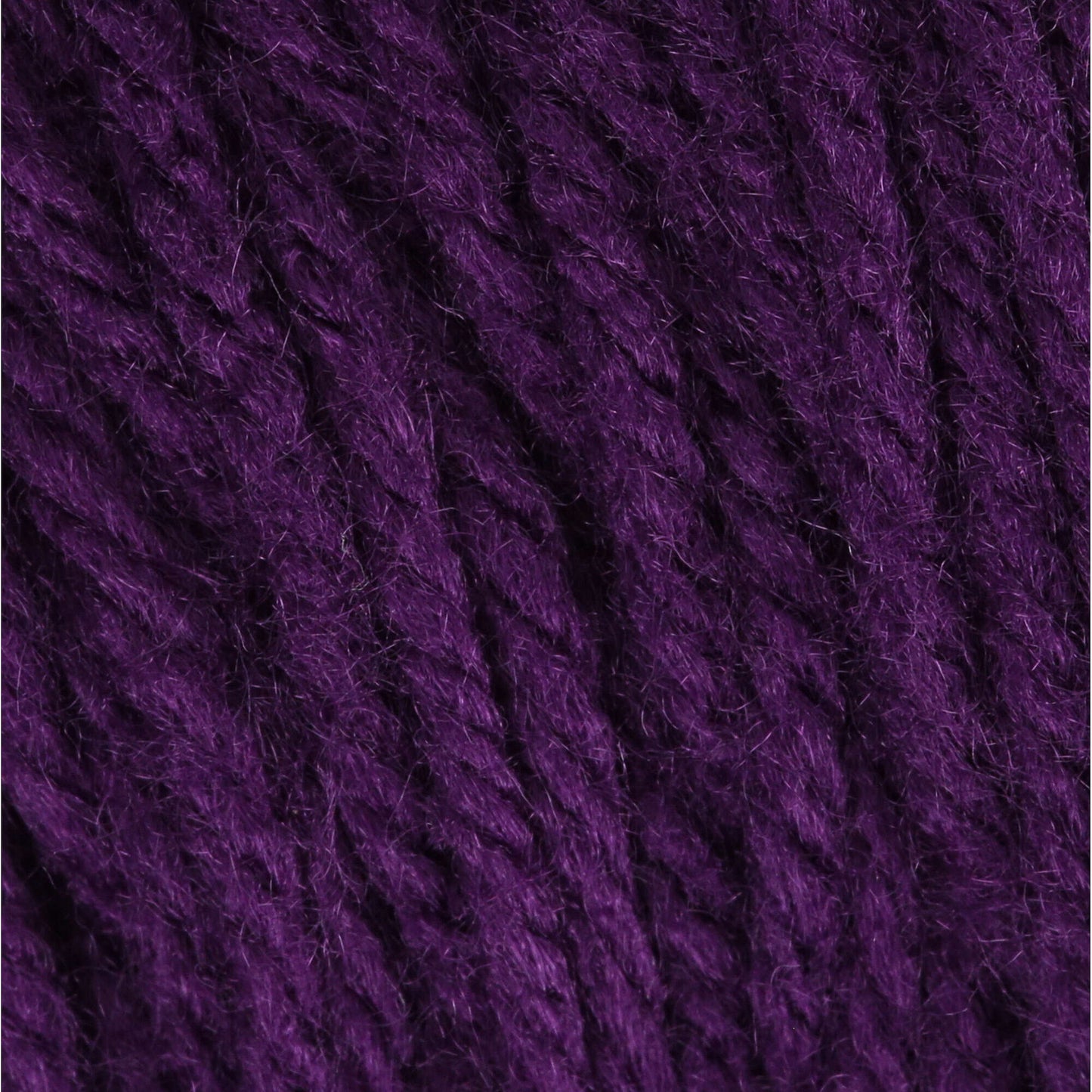 Bernat® Super Value - Mulberry (detail)