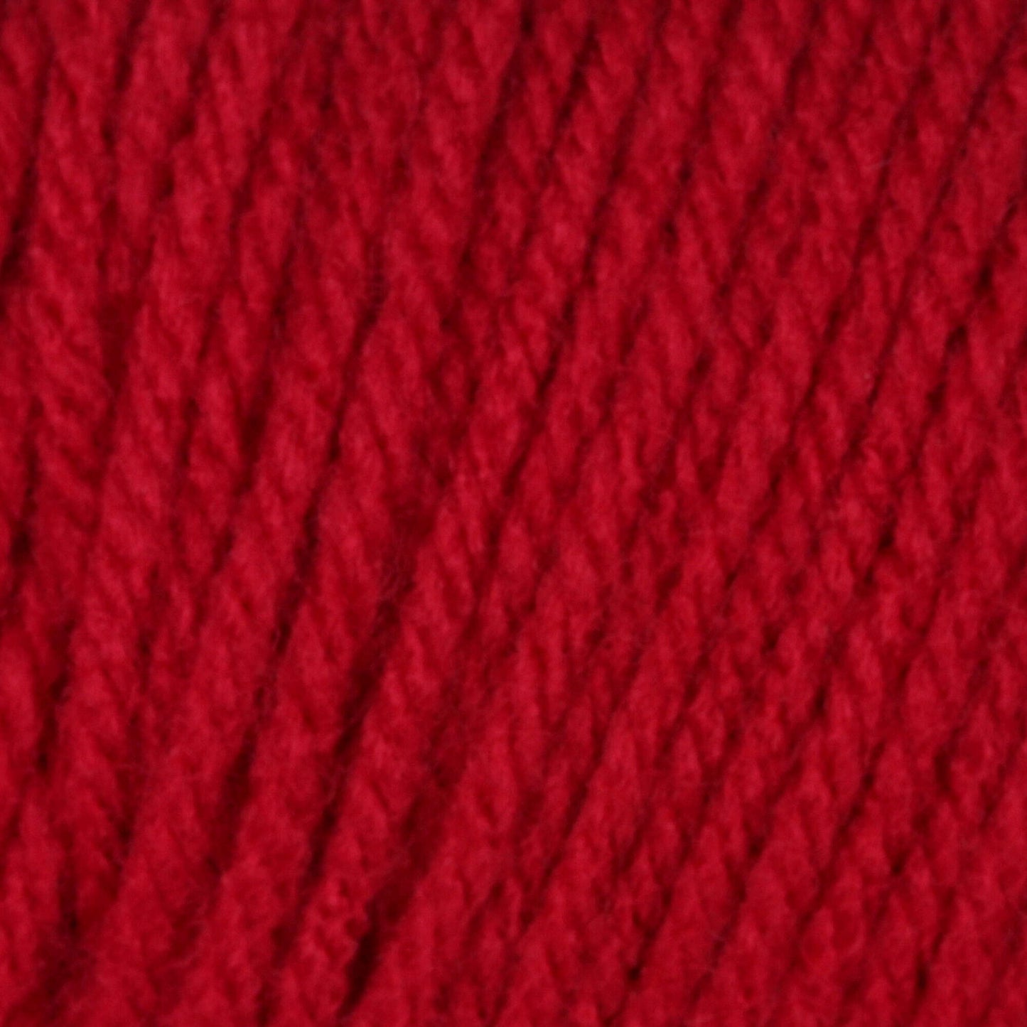 Bernat® Super Value - Cherry Red (detail)