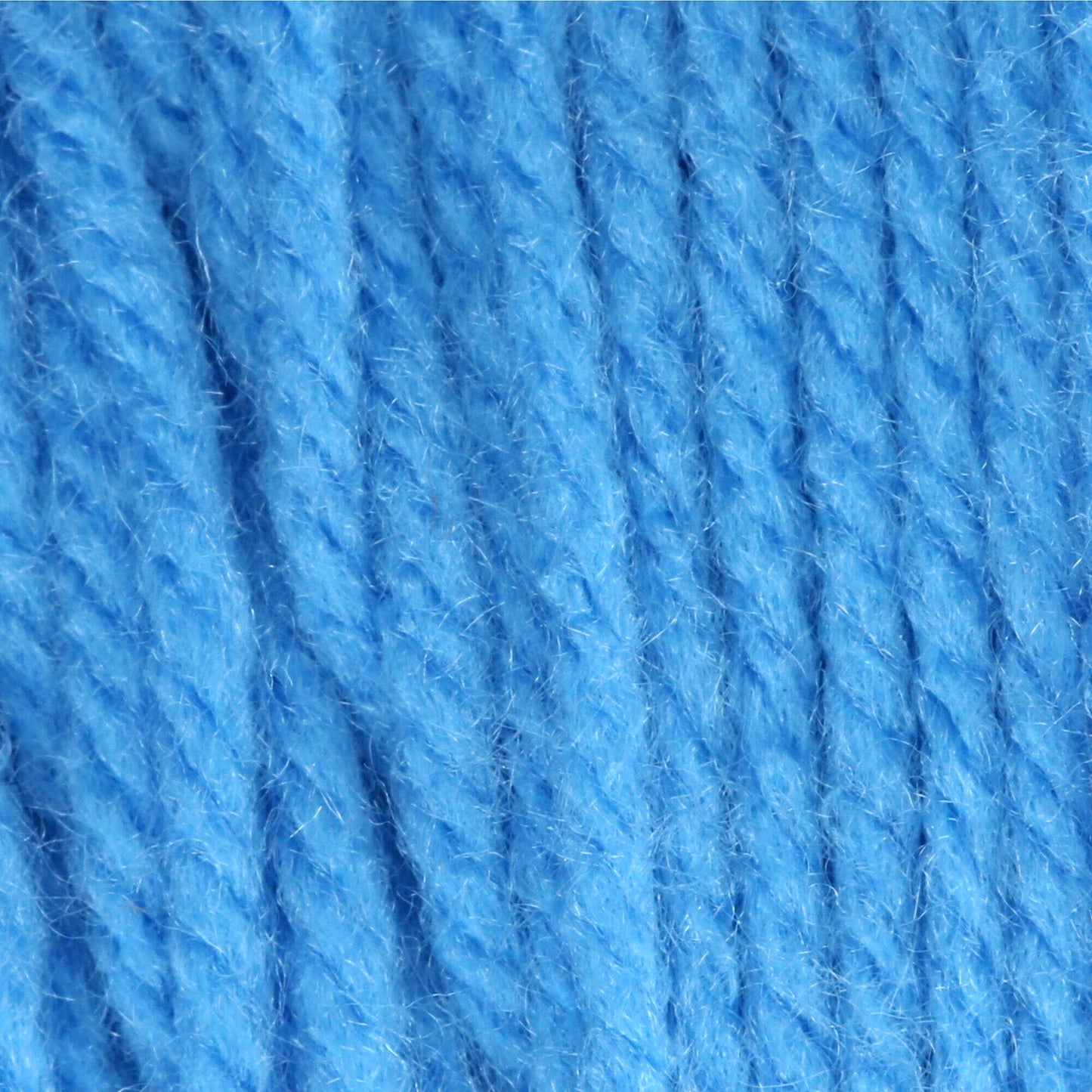 Bernat® Super Value - Hot Blue (detail)
