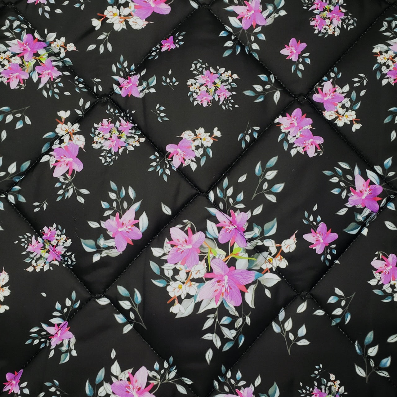 Quilted PrimaSoft® / Radiantex®, 15oz - Arctic Floral by Martha Kyak - Black (detail)