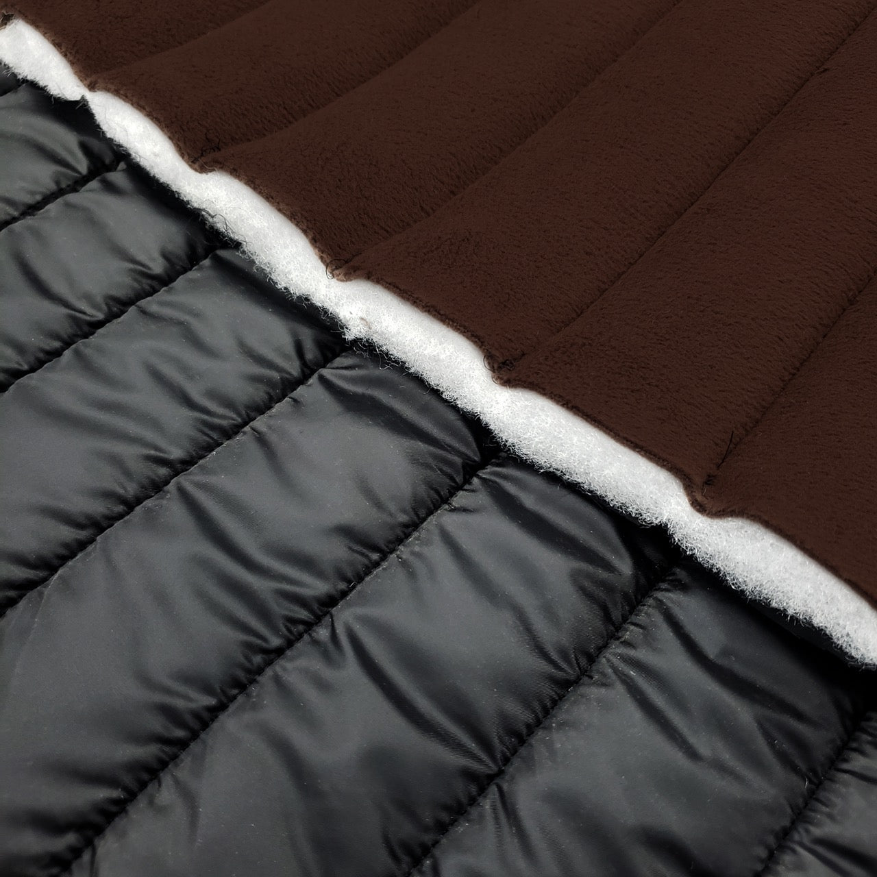 Quilted Polar 2-Sided 13oz - Brown (thickness)