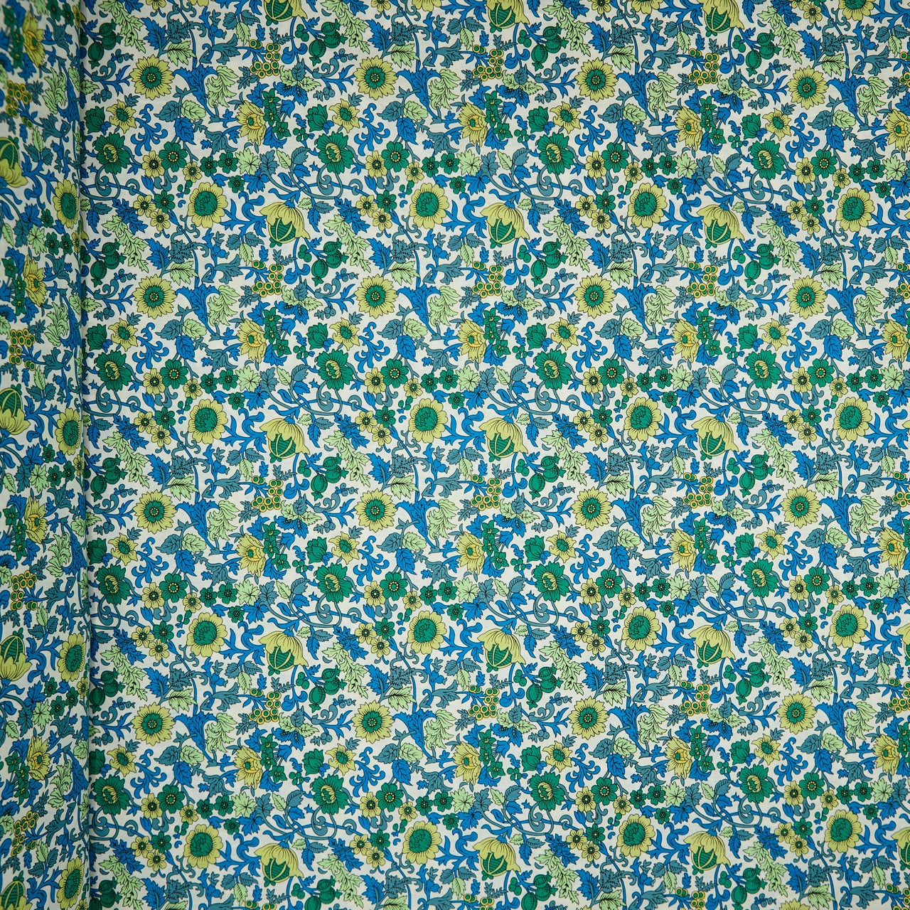 Cotton Floral - Retro Field - Blue (full)