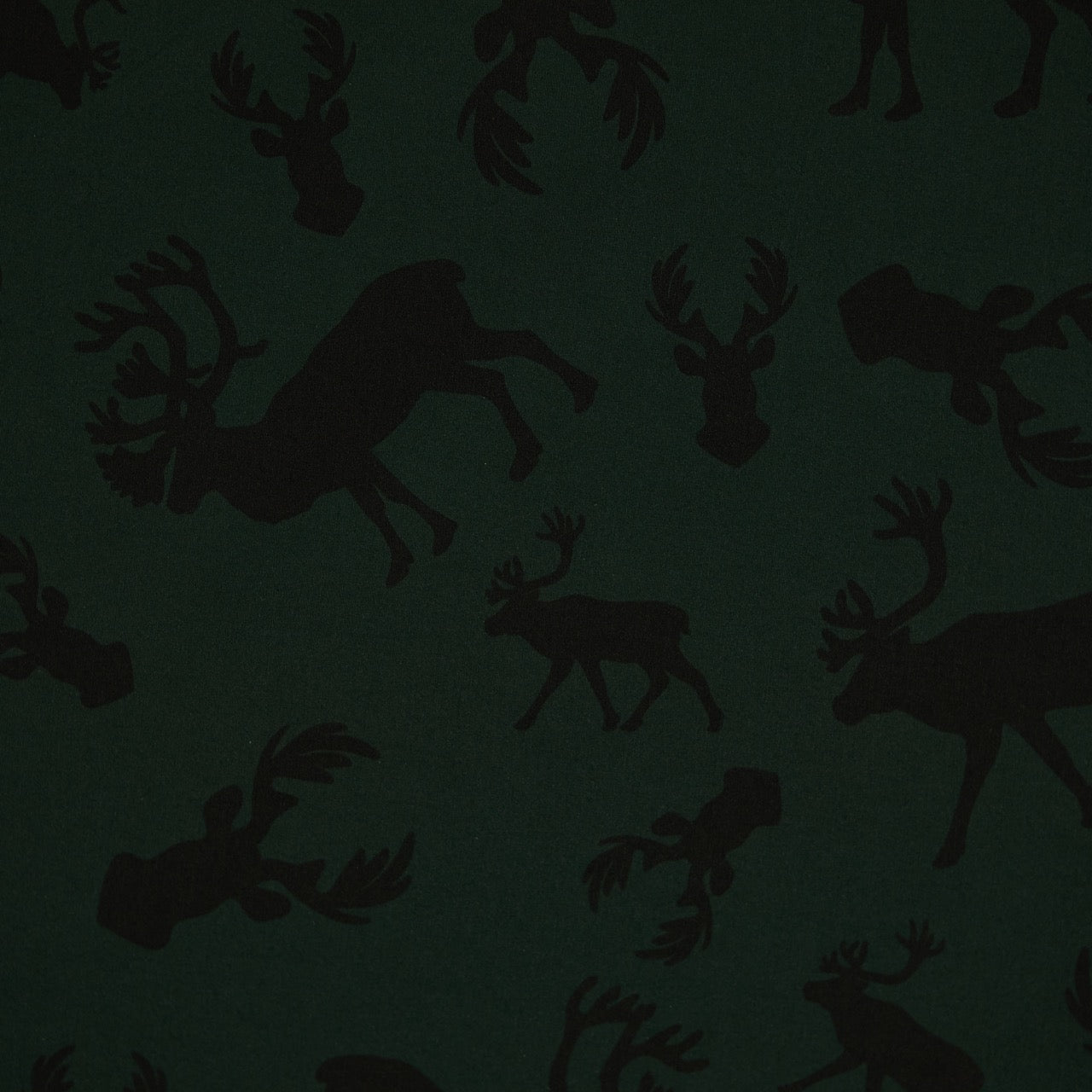 Commander® Caribou - Dark Green (Spruce) - detail