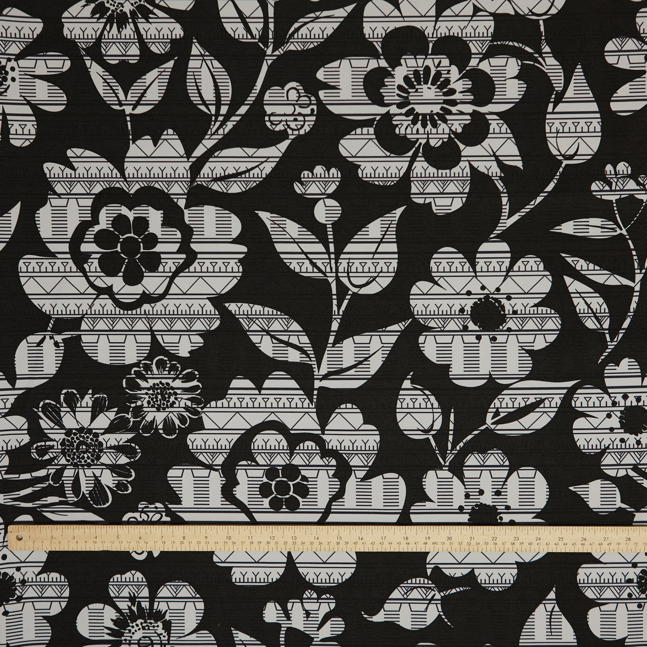 Commander® Tunniit Floral (Daisy)- Light Grey (sizing)