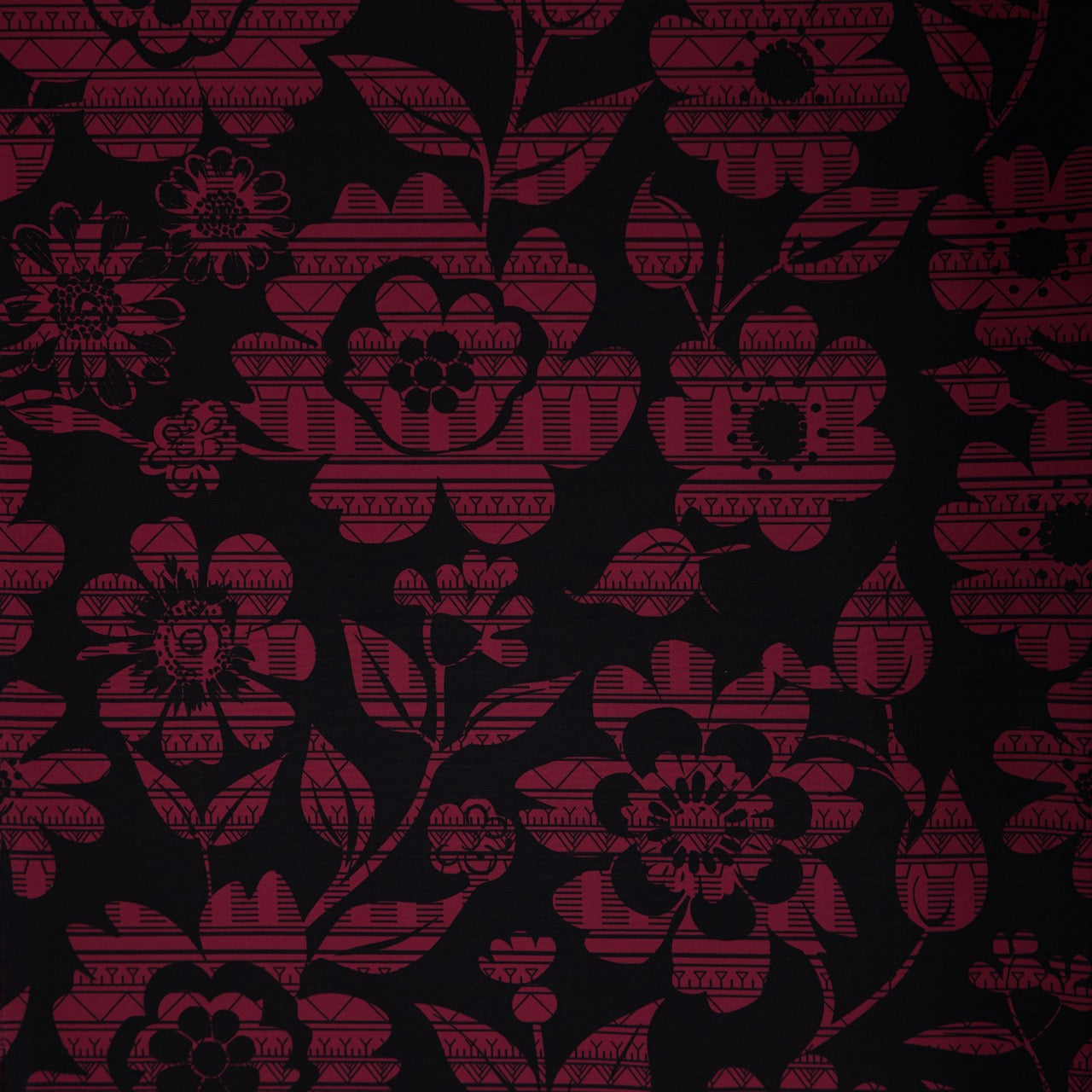 Commander® Tunniit Floral (Daisy)- Raspberry (pattern)