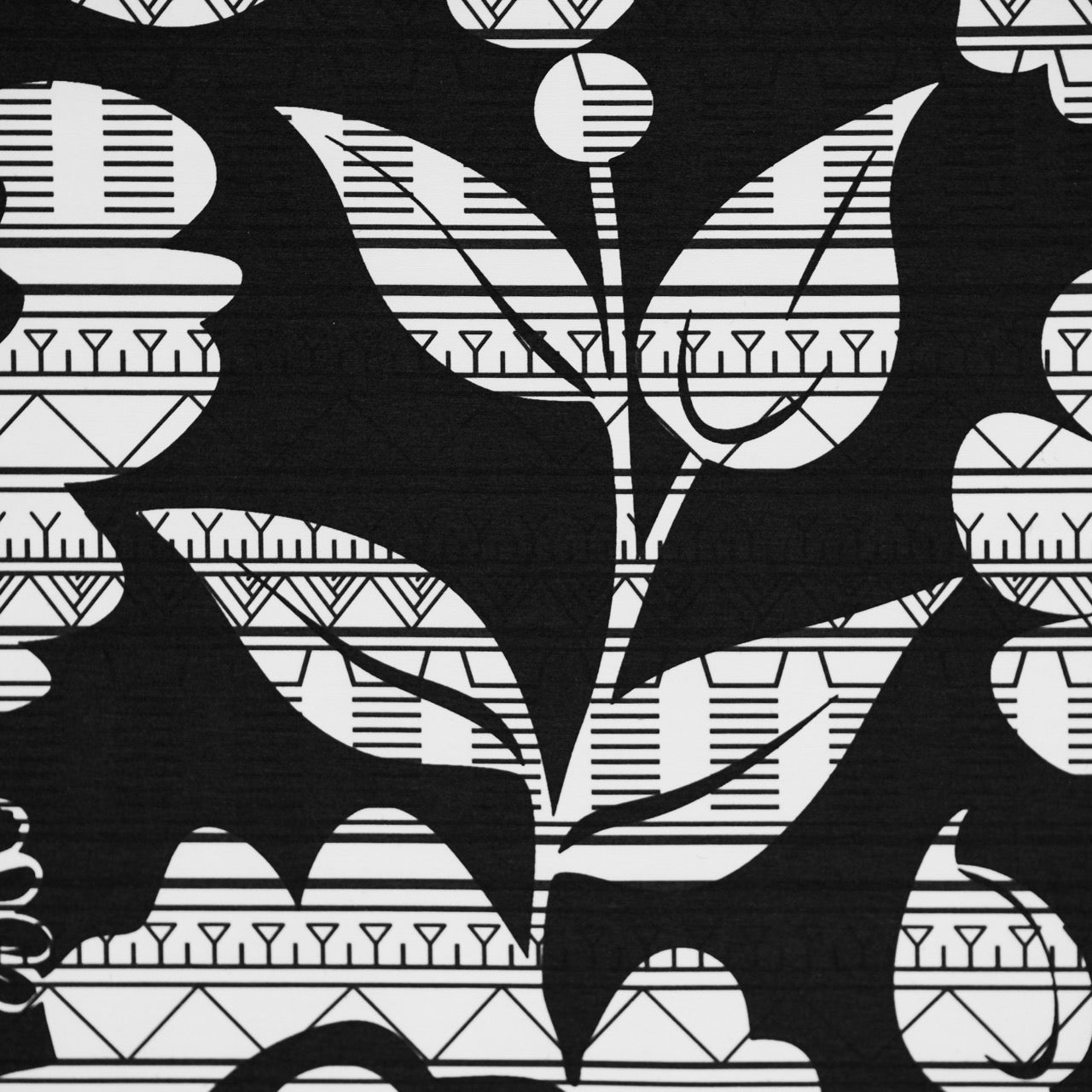 Commander® Tunniit Floral (Daisy)- White (detail)