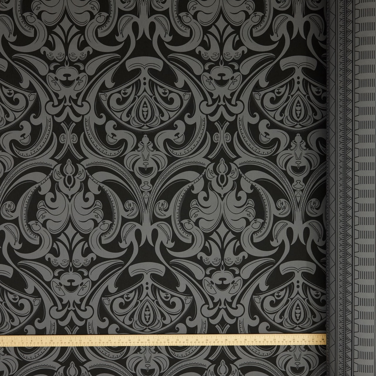 Commander® InukChic® Damask Ulu XL (9.5) - Pewter (sizing)