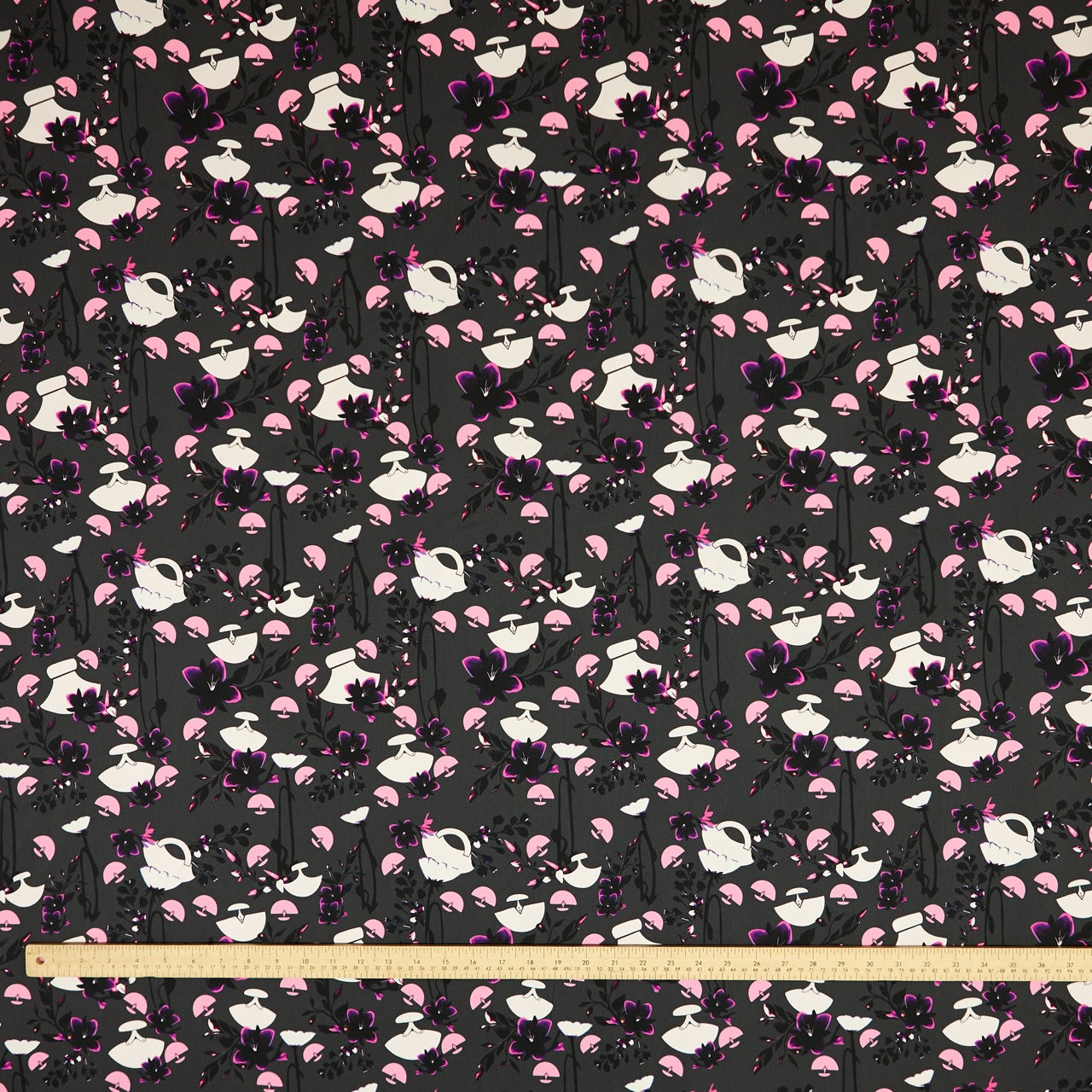 Commander® Ulu Floral by Martha Kyak - Carbon (sizing)