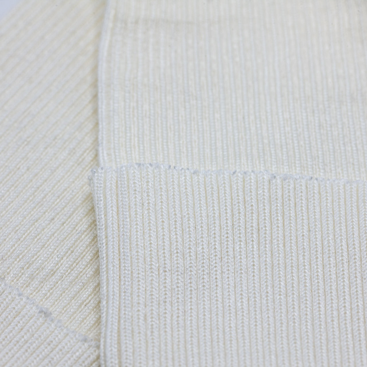 Cuffing / Tubular - White (2x2) - detail