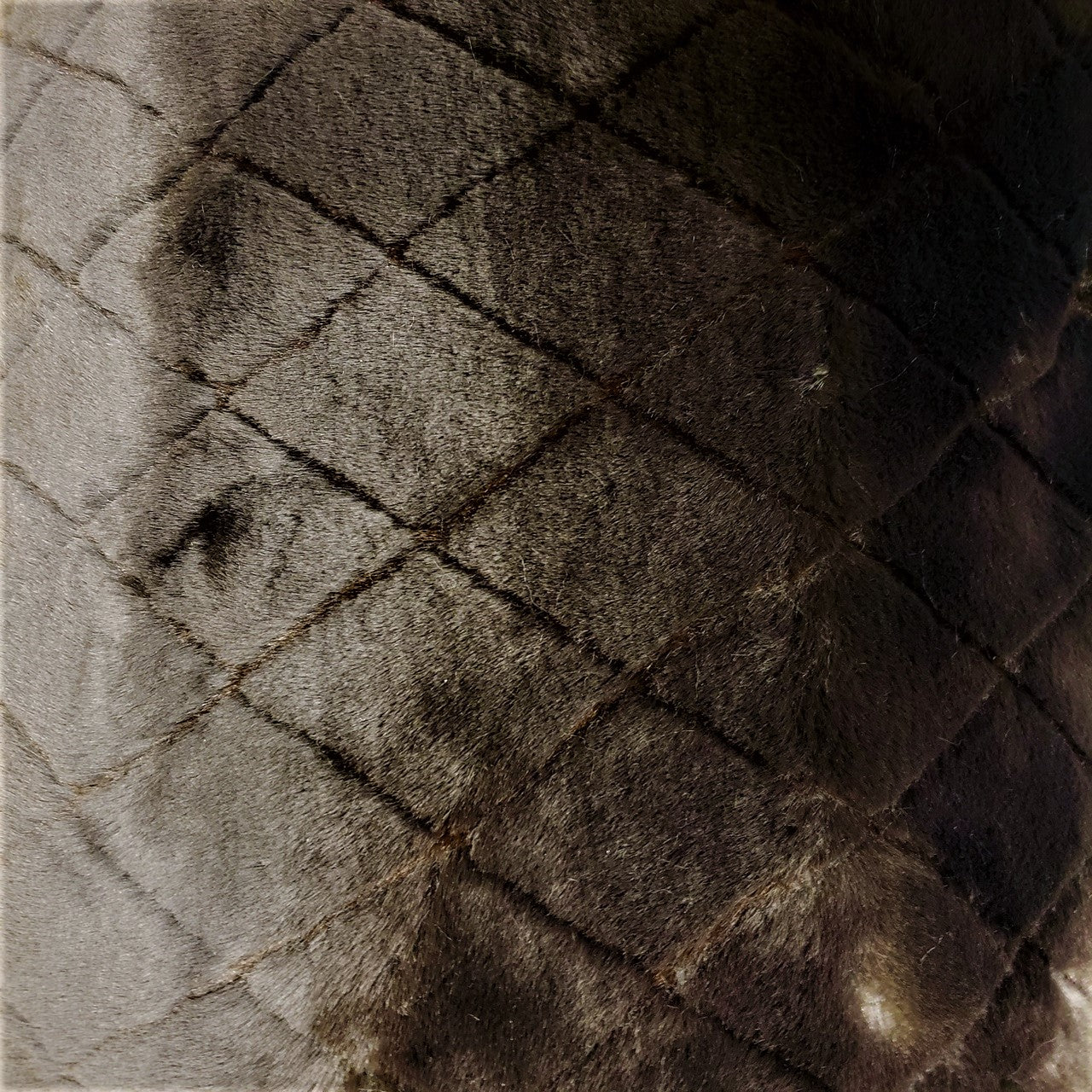 Faux Fur - Brown - Diamond (flat)