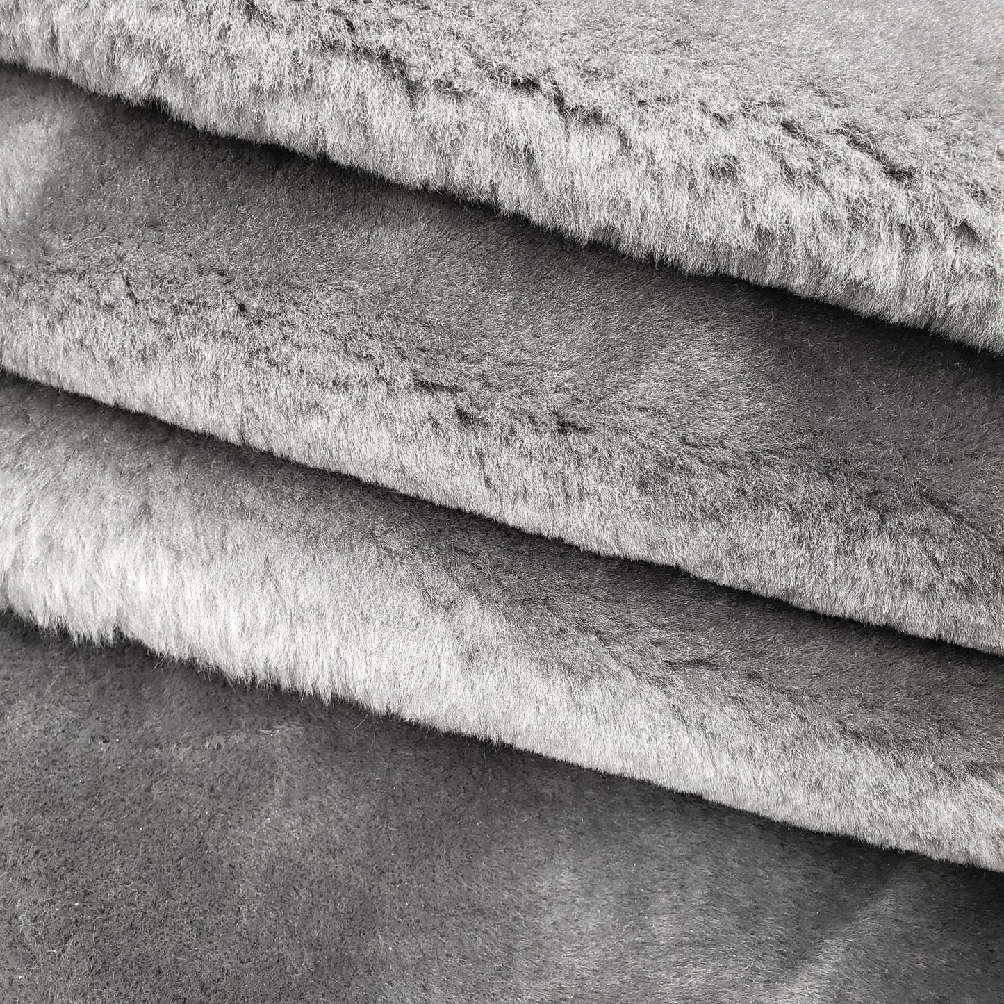 Sheared Sheepskin - 16mm - Grey