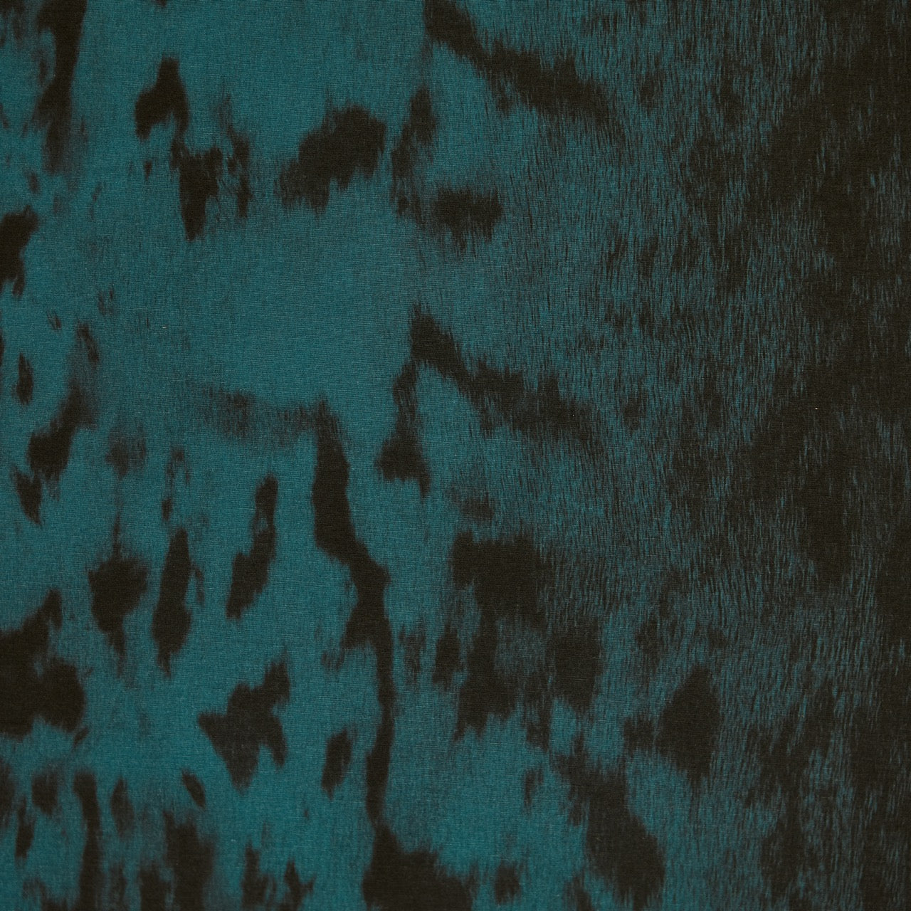 Commander® Seal Skin- Turquoise (detail)