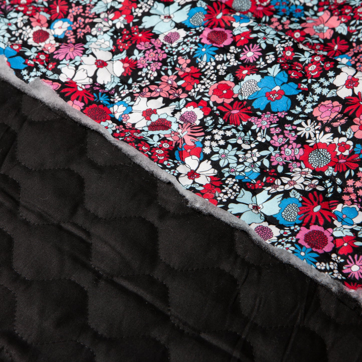 Cotton Quilt - Floral - 3oz - Midnight Bloom (detail)