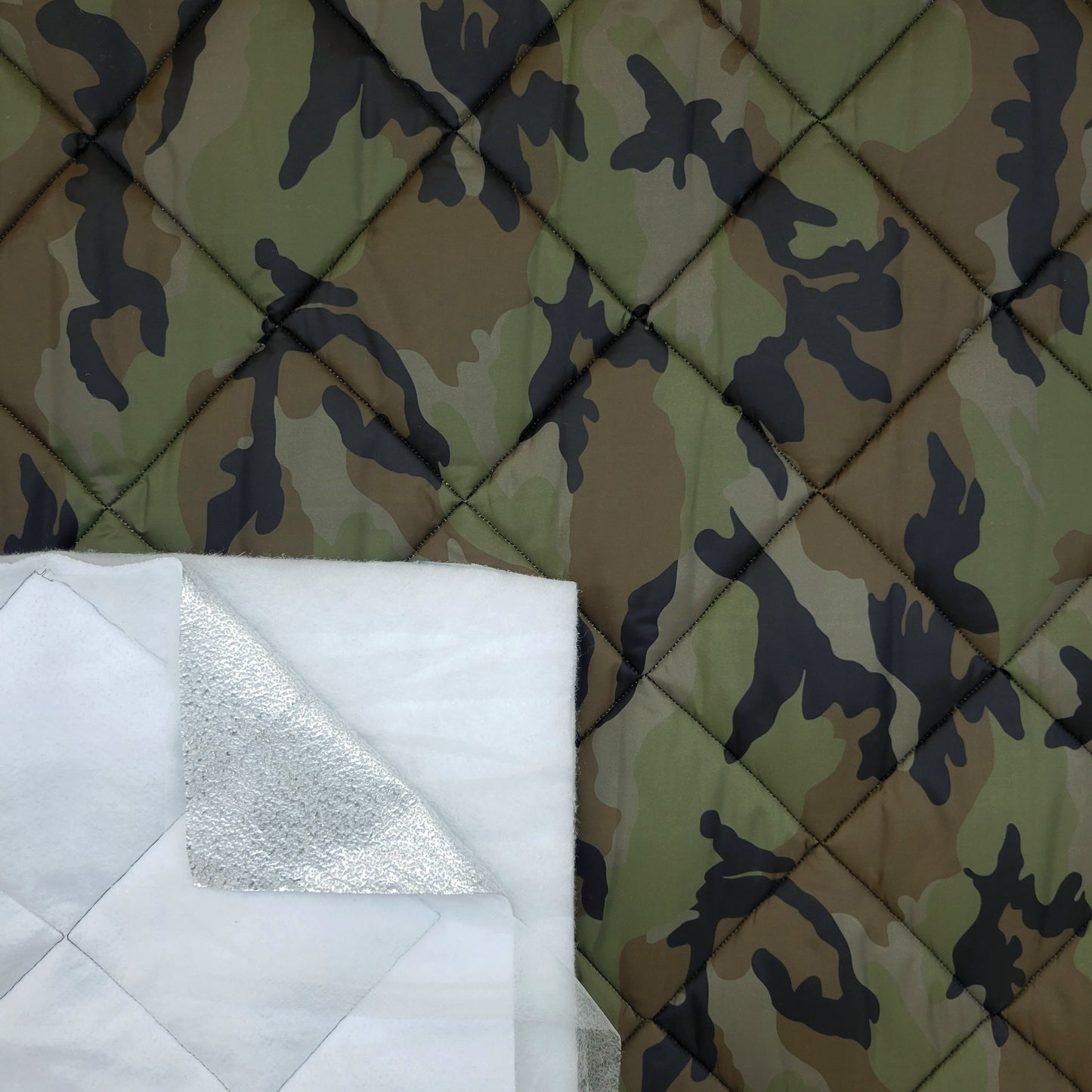 Quilted PrimaSoft™/ Radiantex, 15oz - Camo Woodland