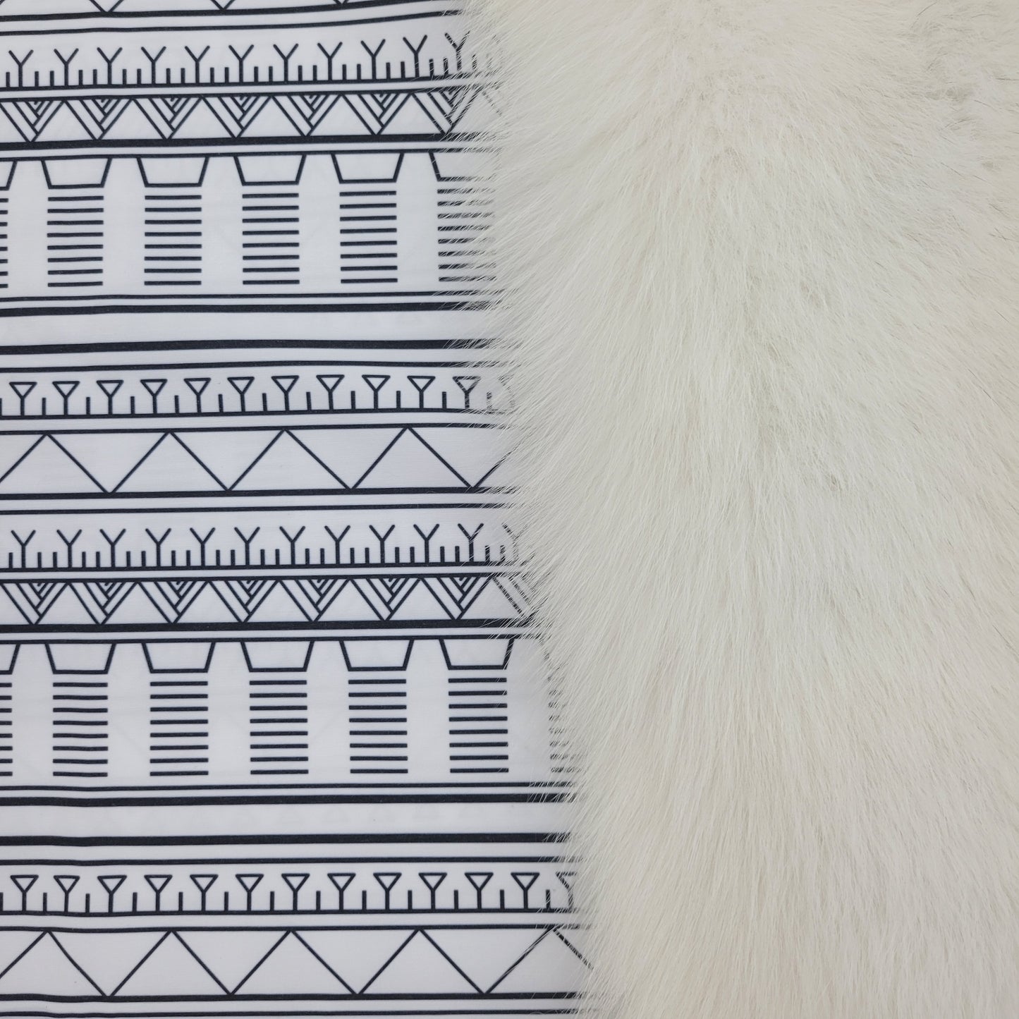 Commander® Tunniit by Martha Kyak - White (fox)