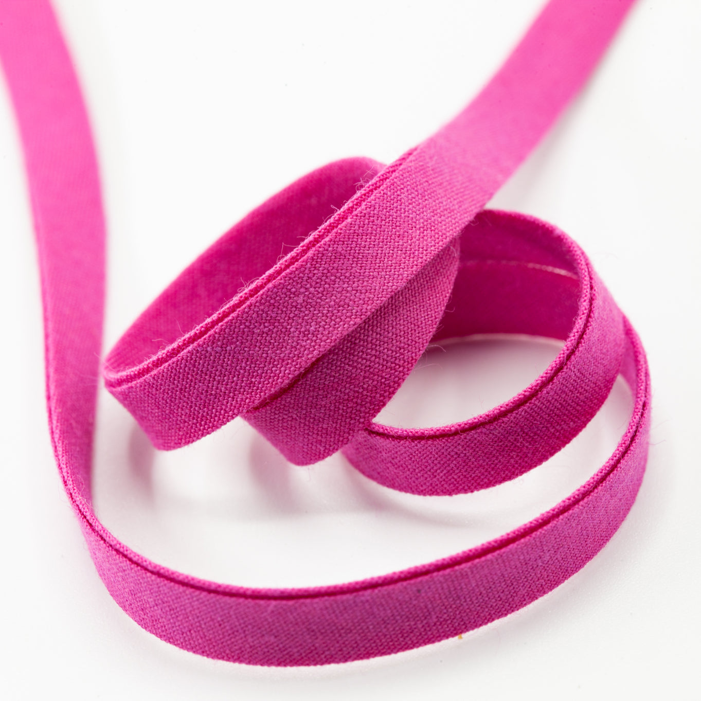 Bias Tape - Wild Rose - 7mm (detail)