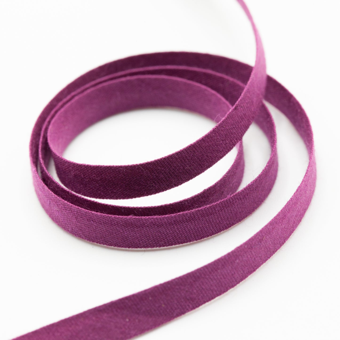Bias Tape - Berry - 7mm (detail)