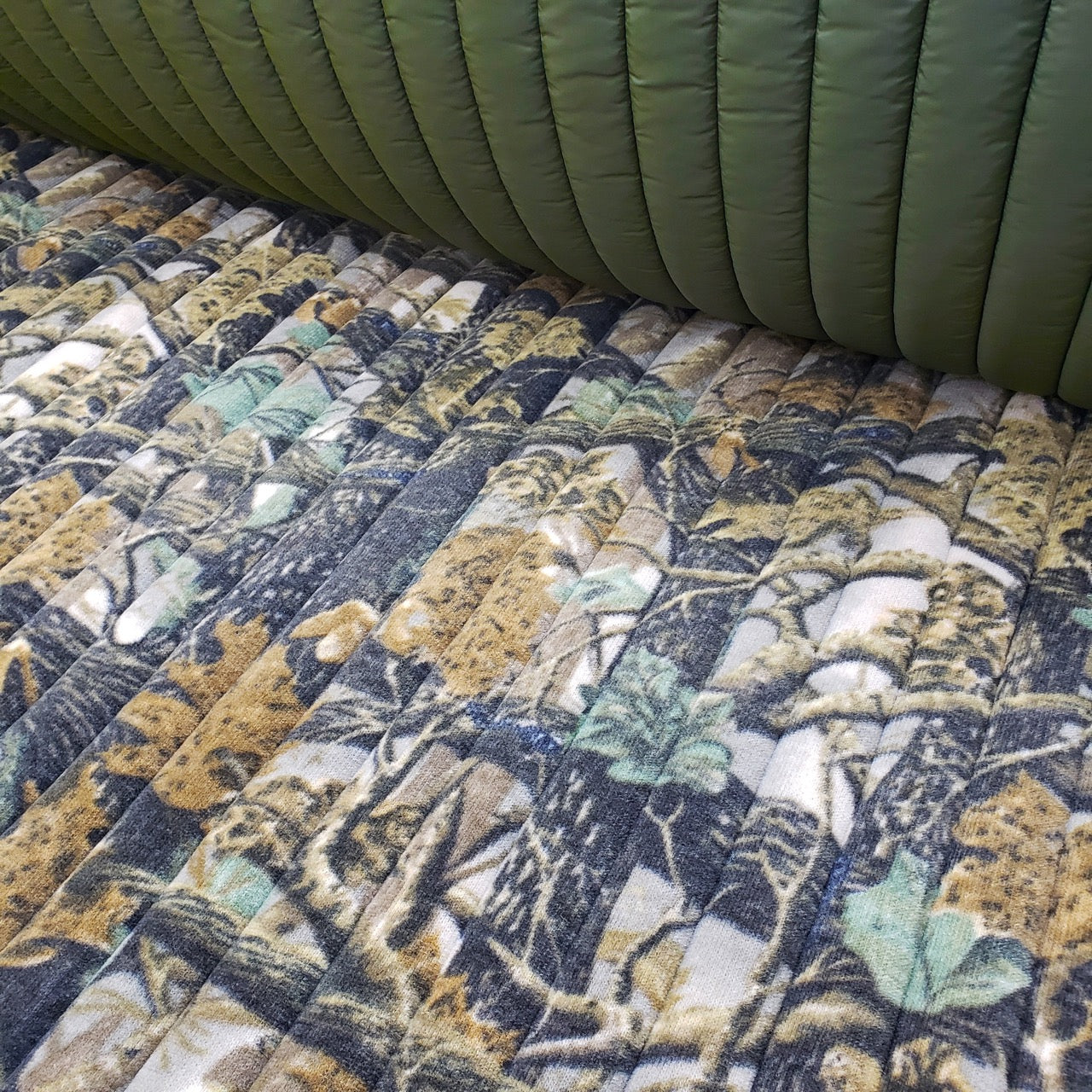 Quilted Polar 2-Sided 13oz - Camo Prints (Fleece) - Forest camo / olive 1