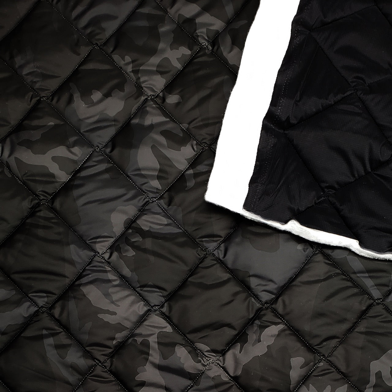 Quilted PrimaSoft™ - 2-Sided, 10oz - Camo - Army Black