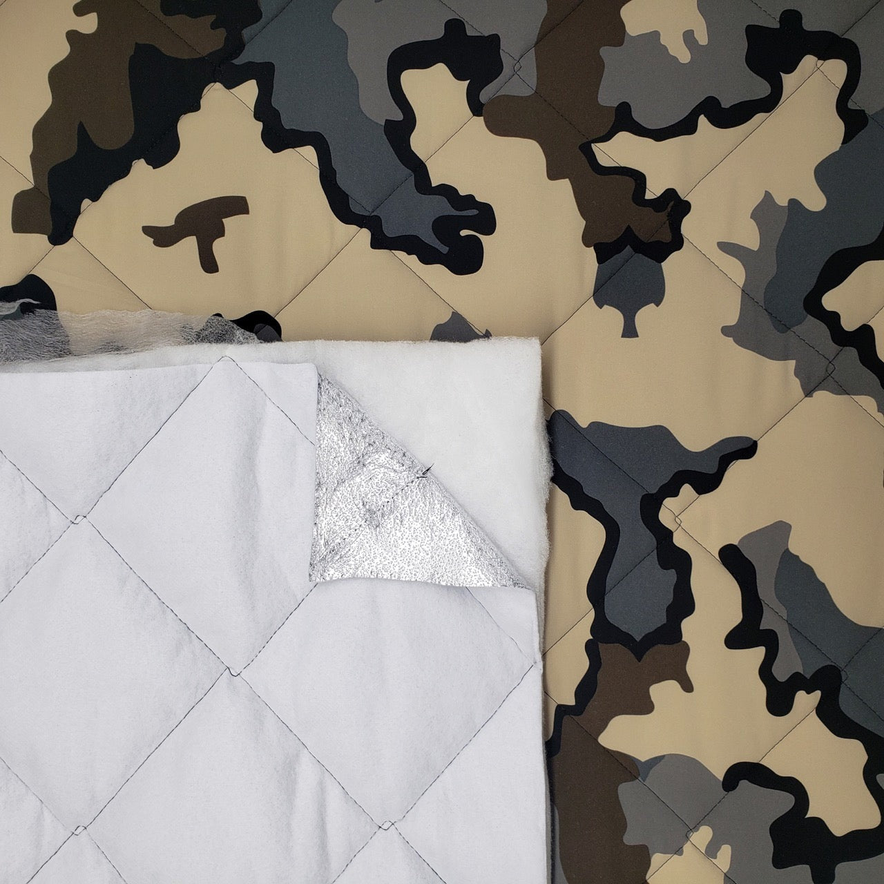 Quilted PrimaSoft™/ Radiantex, 15oz - Army Camo Beige