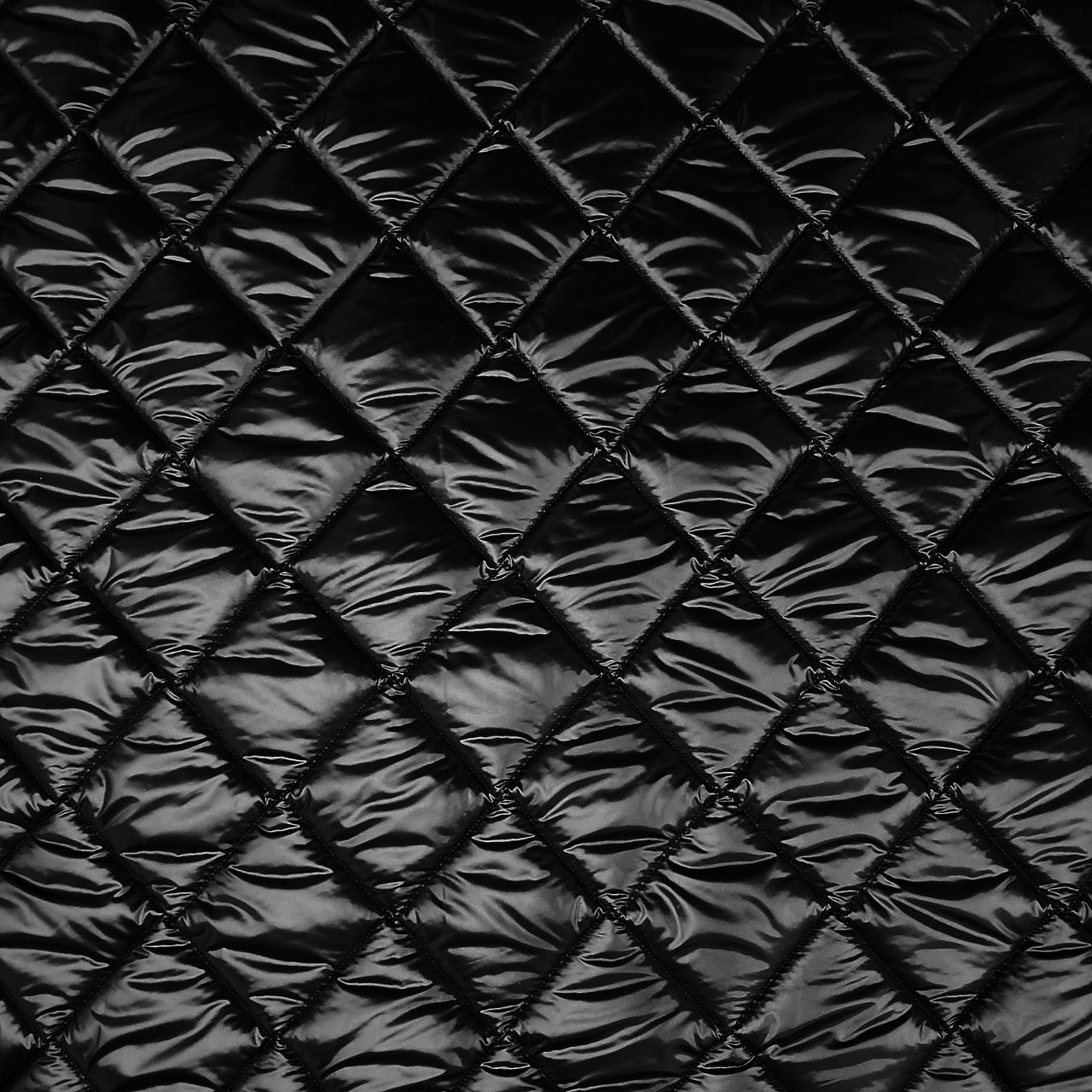 Quilted Holofill™ - 2-Sided - Gloss Black