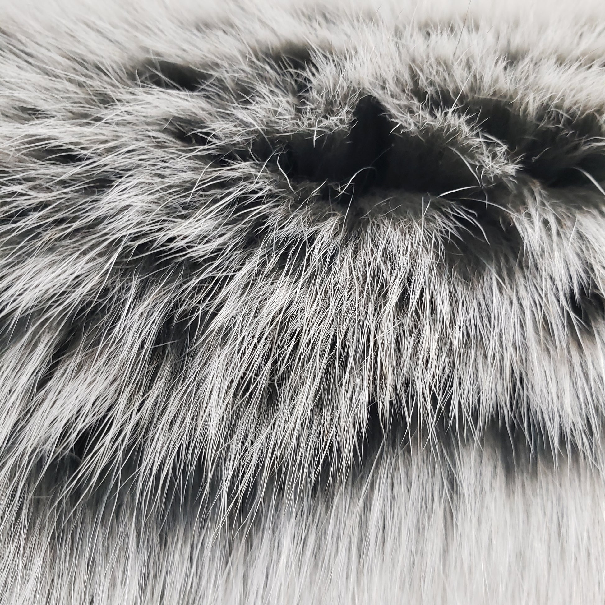 Dyed Shadow Fox Fur - Black Frost (European Dyes) - detail