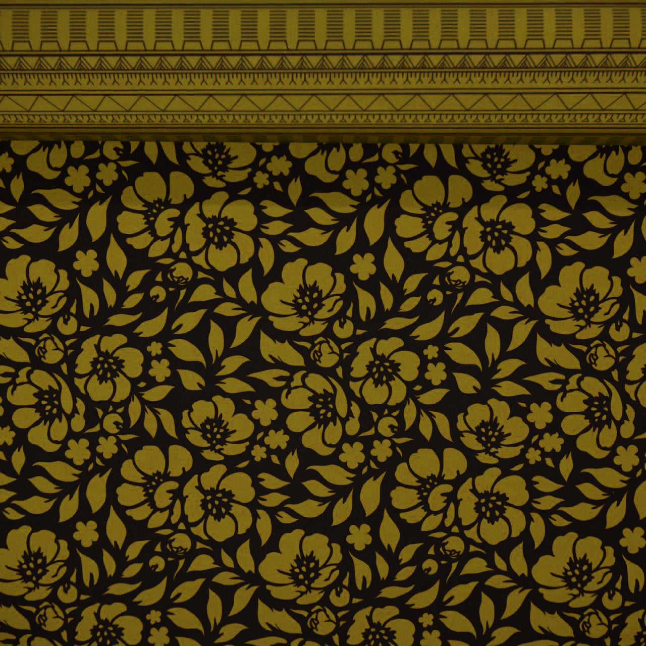 Commander® Azalea Floral (Solid) - Mustard (roll)