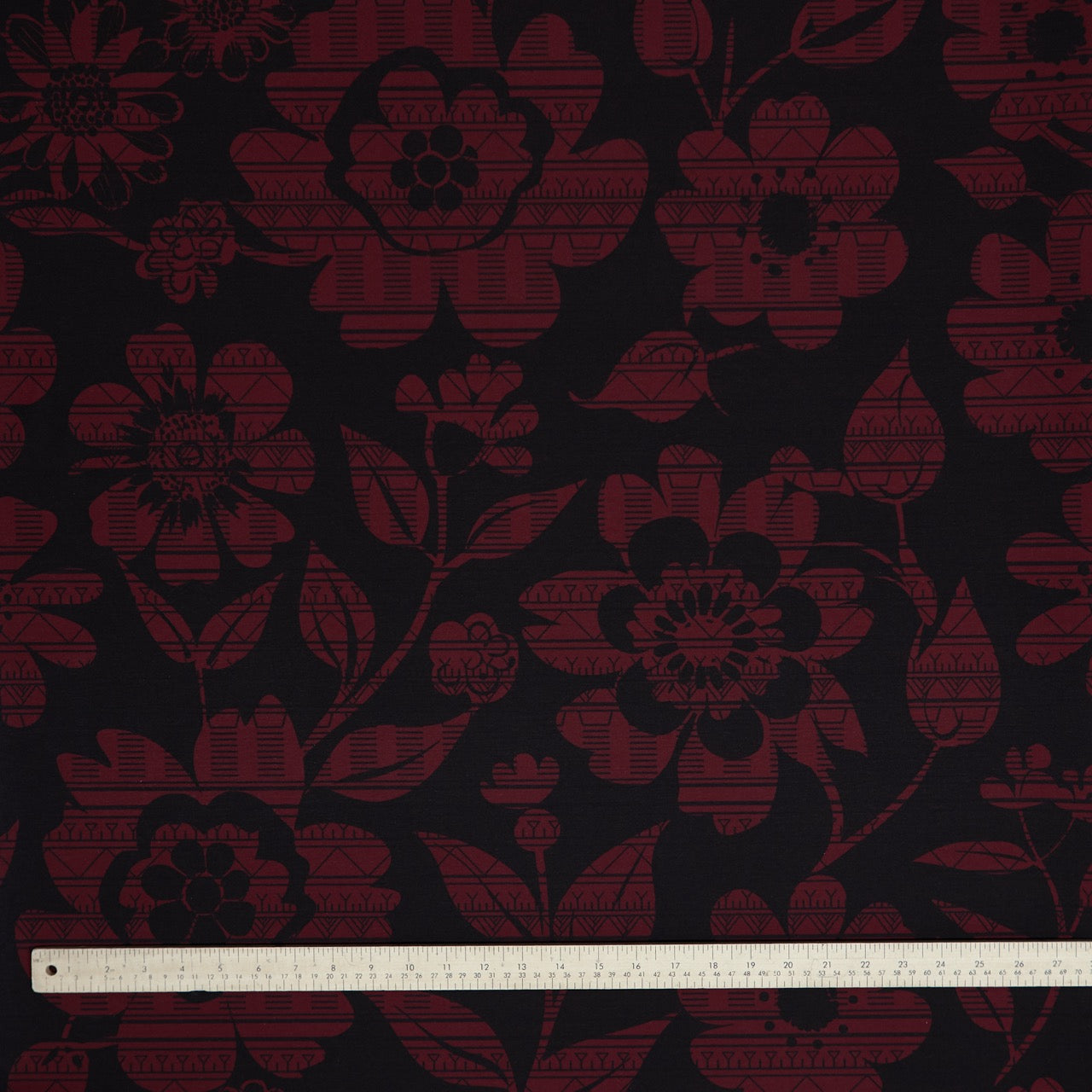 Commander® Tunniit Floral (Daisy)- Burgundy (sizing)