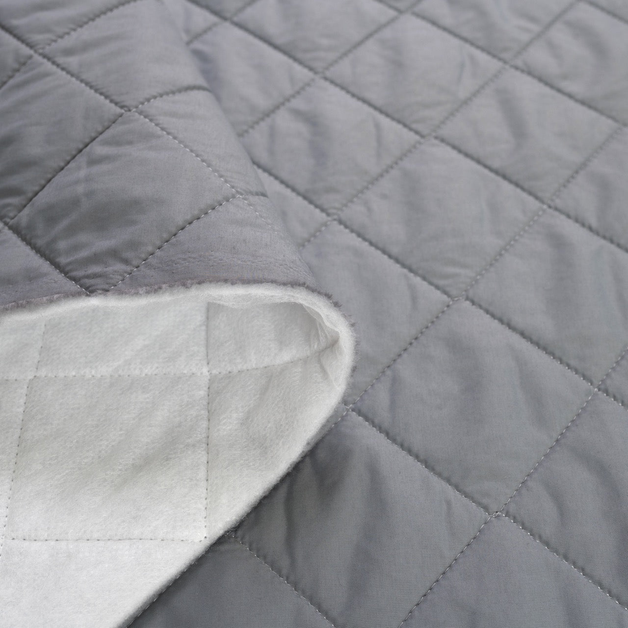 Quilted Holofill™ / Poly - 1-Sided - GREY