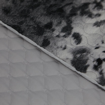 Cotton Quilt - Seal Skin - 6oz - Silver (Natural)- detail