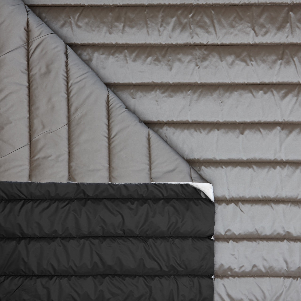 Quilted Holofill™ 2-Sided 13oz - Metallic Bronze