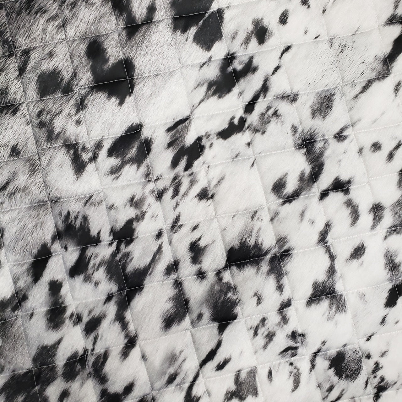 Quilted PrimaSoft™ - 2-Sided, 6oz - Seal Skin (Natural / Silver)