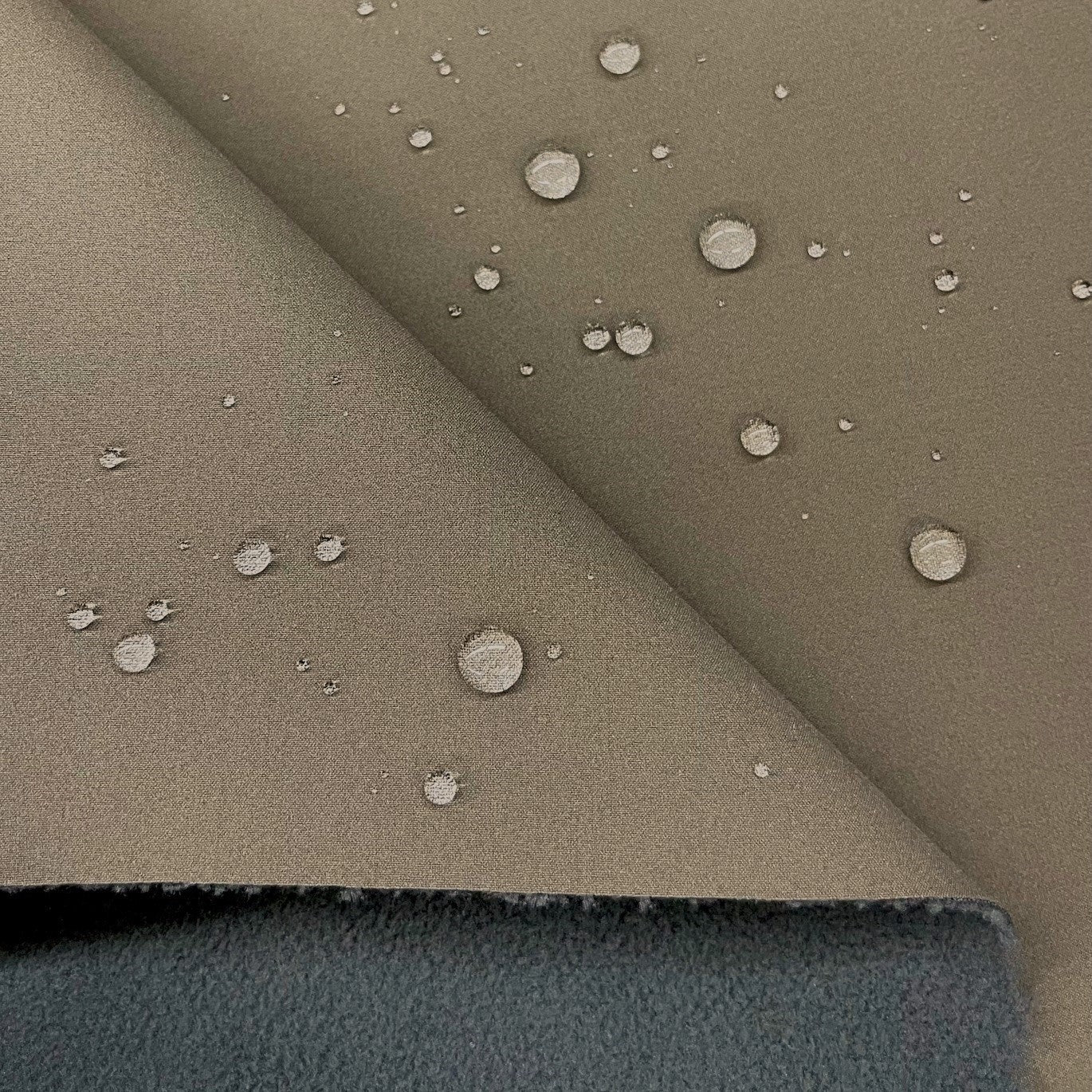 Soft Shell Light - Taupe