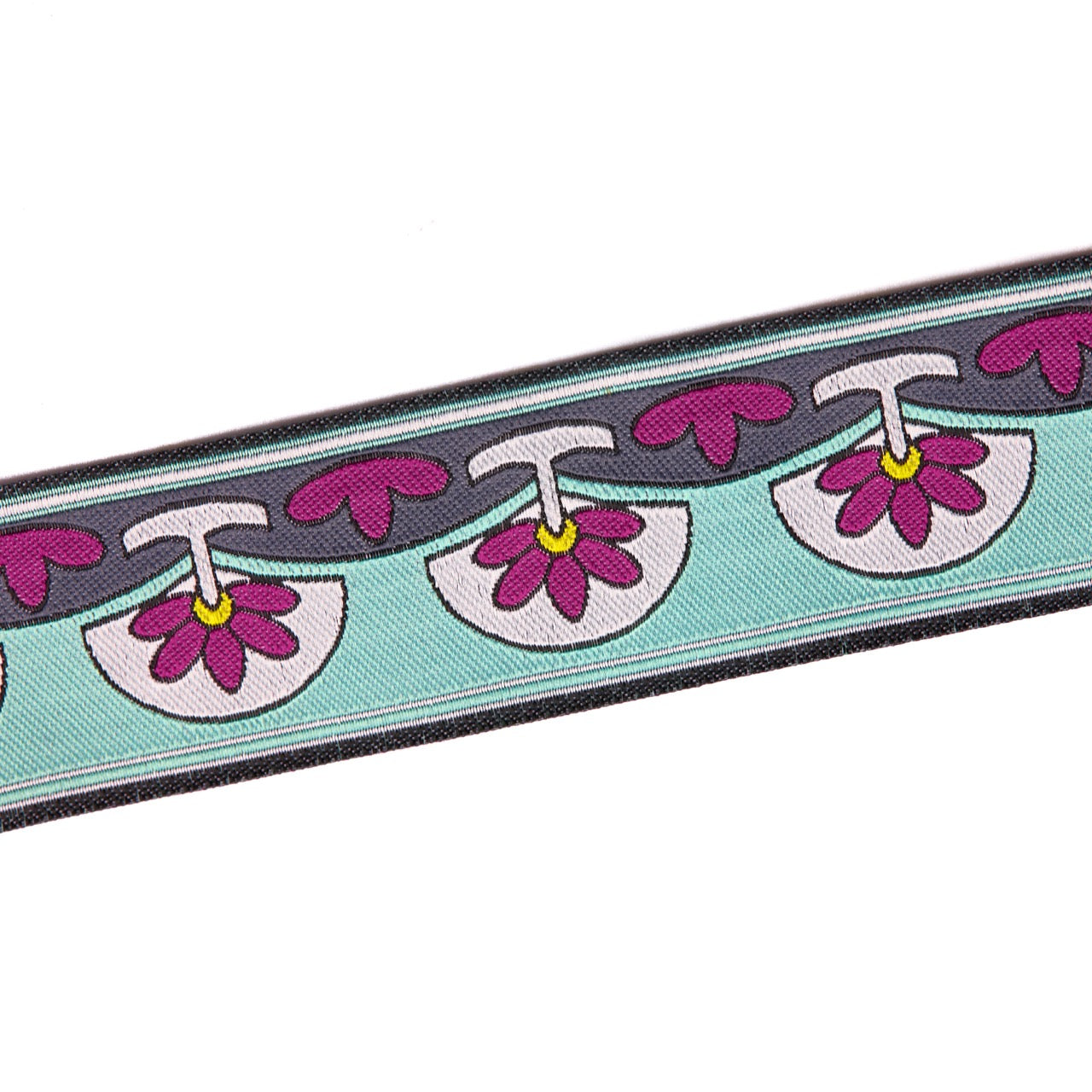 InukChic® Ulu/Flower Trim - Stormy Sky (detail)