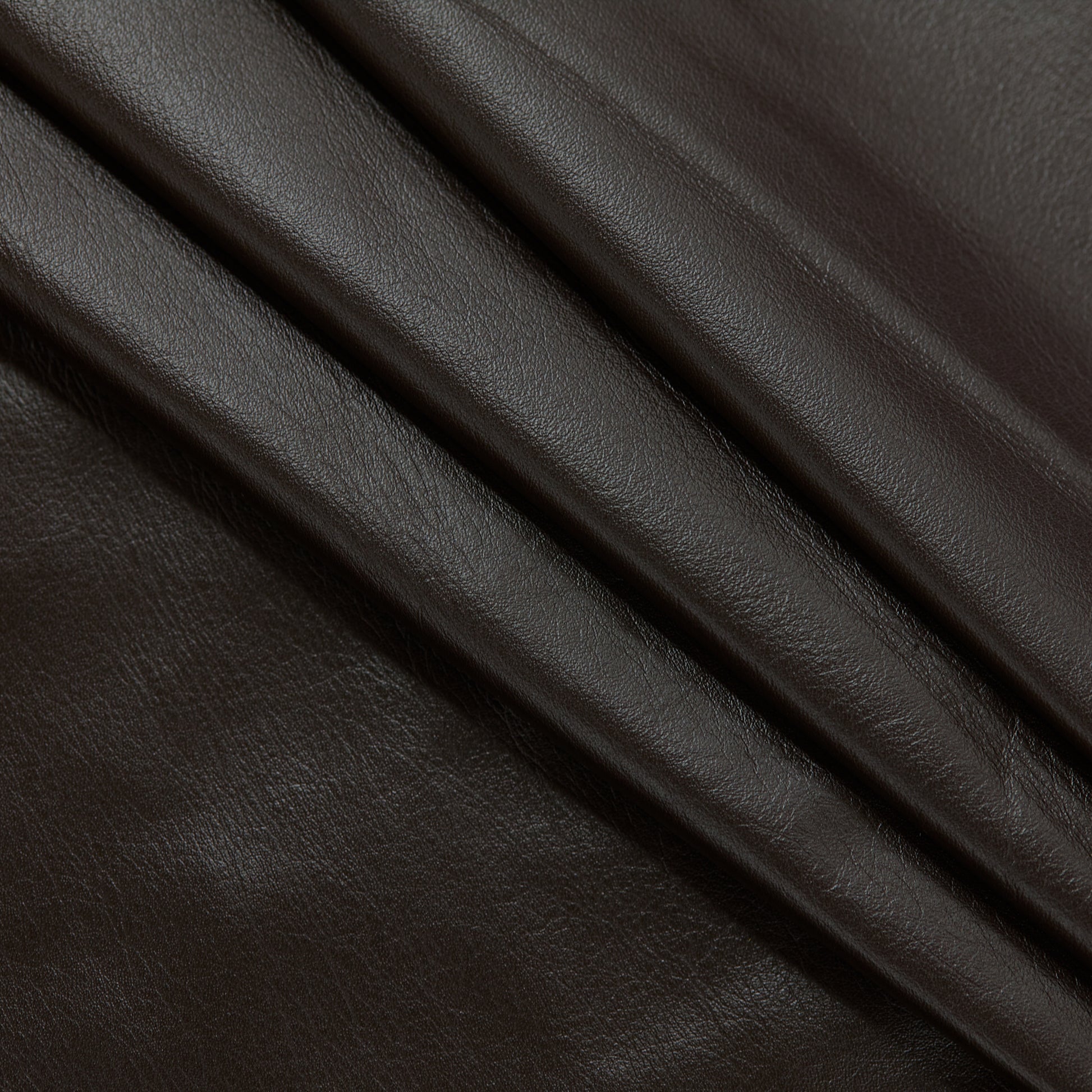 Cow Leather - Dark Brown (fold)