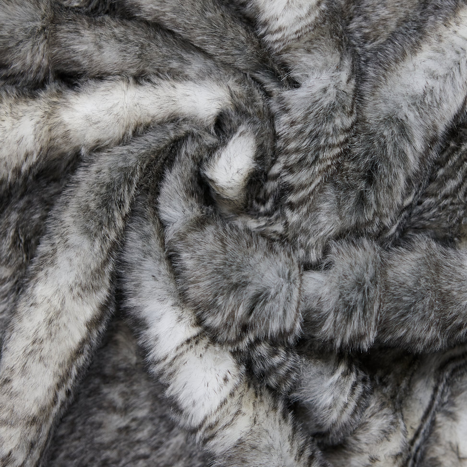 Faux Fur - Chinchilla (detail)