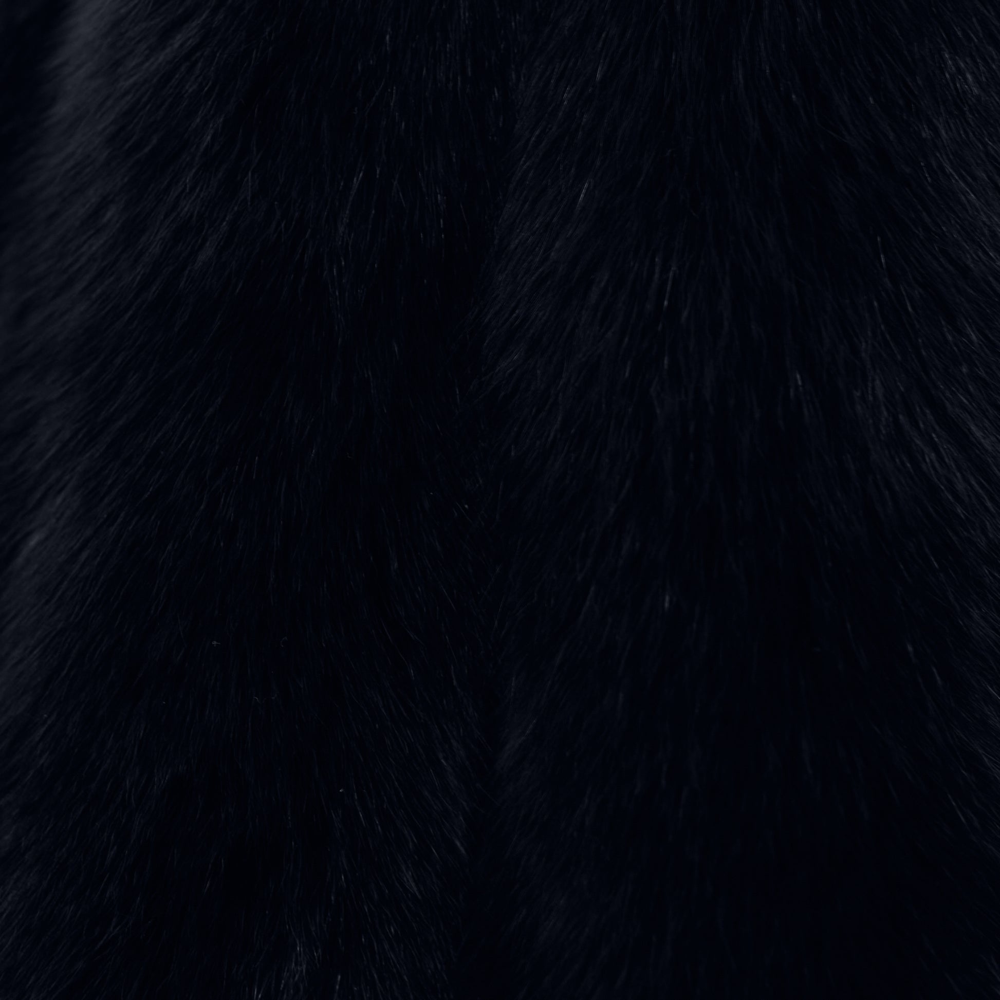 Dyed Norweigan Blue Fox Fur - Atlantic Navy (detail)