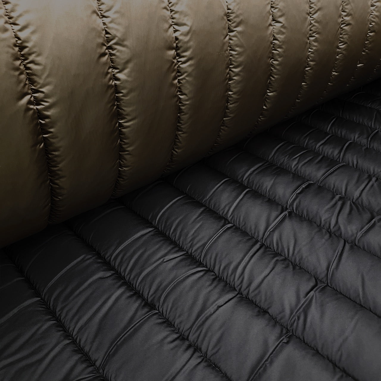 Quilted Holofill™ - 2-Sided, 13oz - Metallic Khaki (roll)