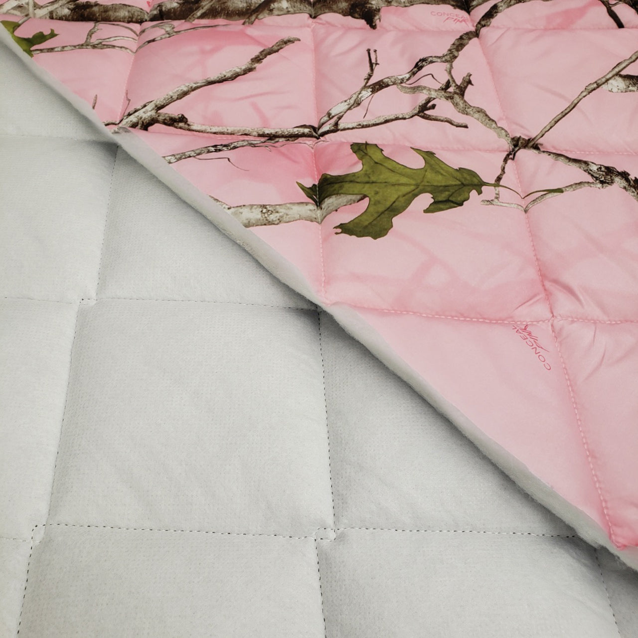 One Sided Pink and brown camouflage primosoft randiantnex quilt detail