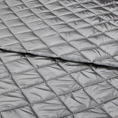 Quilted Holofill™ - 2-Sided - 8oz - Glossy (Shiny) - METALLIC GRAPHITE (detail)