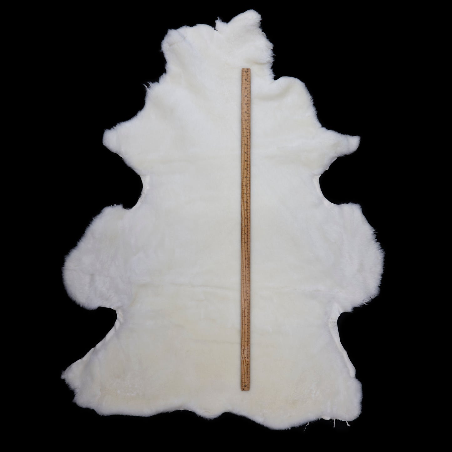 Sheared Sheepskin - White (measured)
