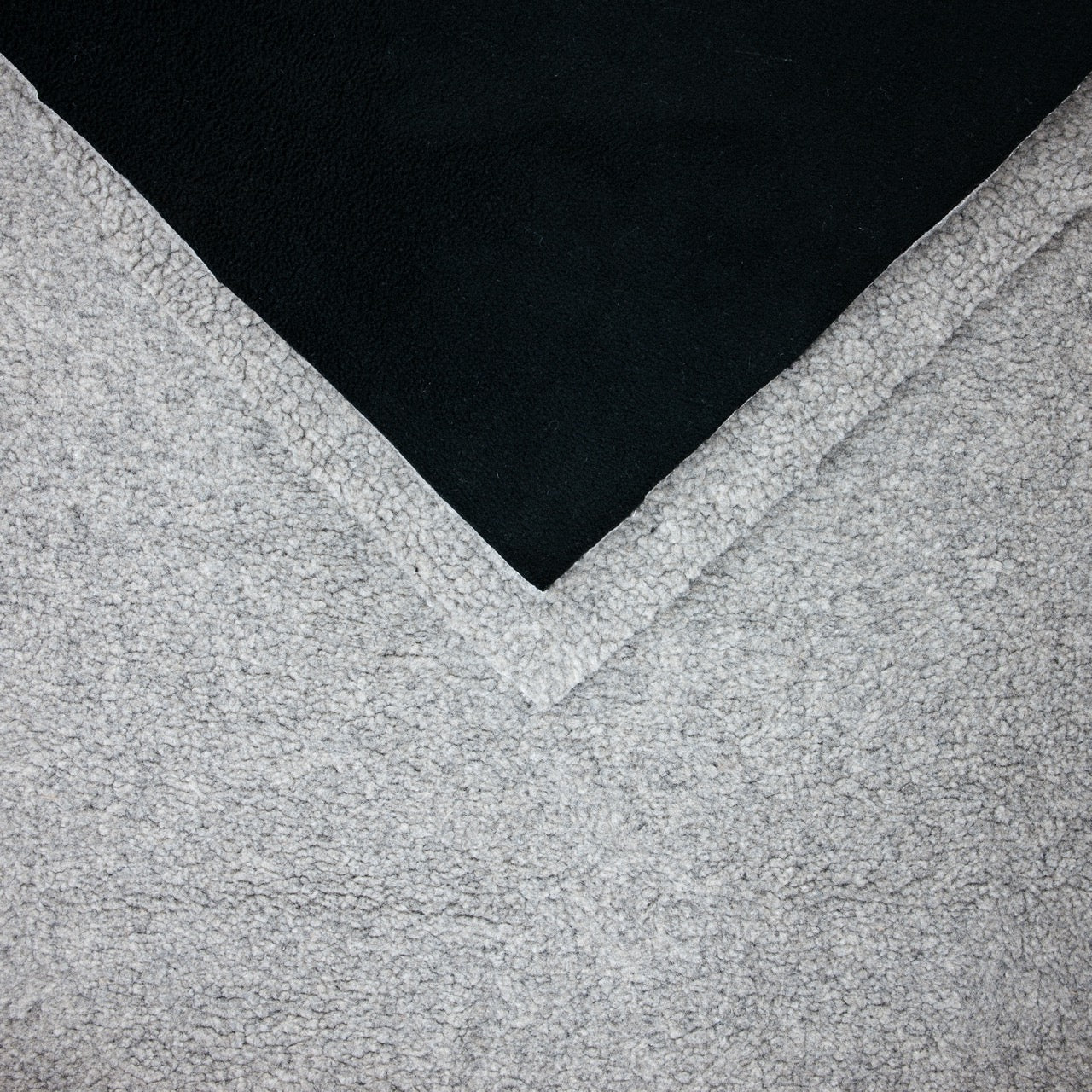 Bonded Sherpa Pile Lining - Stone Grey / Black