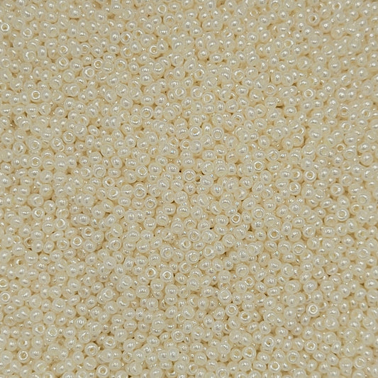 Beads - vibrant - Pearl White