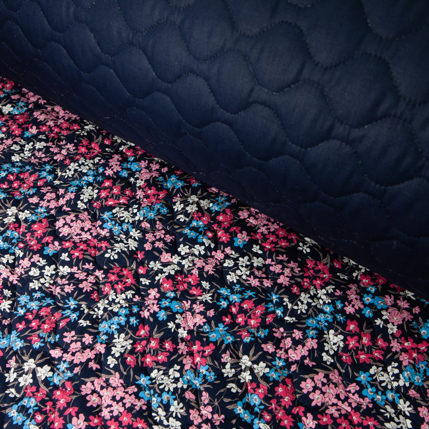 Cotton Quilt - Floral - 6oz - Deep Lilly (wide)