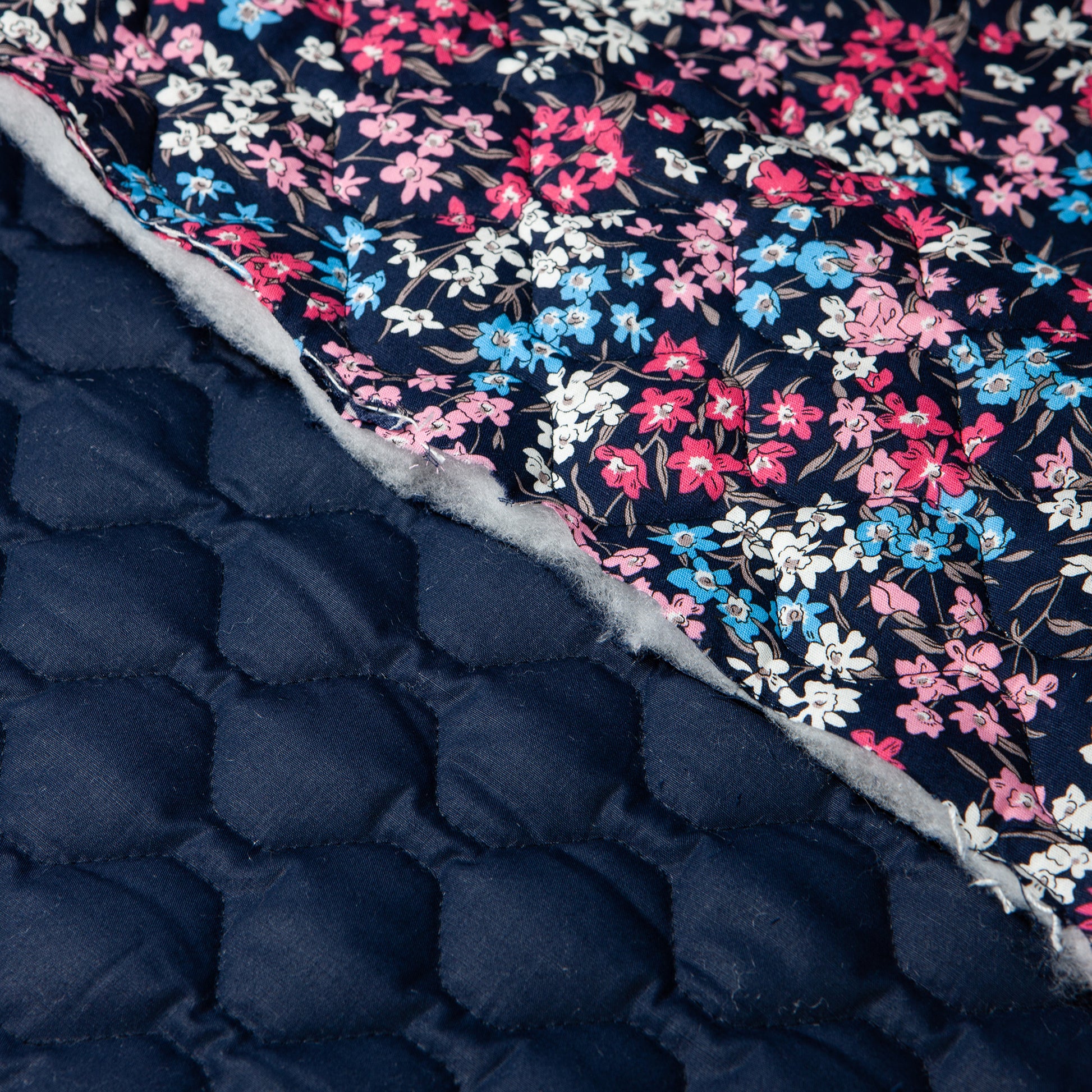 Cotton Quilt - Floral - 6oz - Deep Lilly (detail)