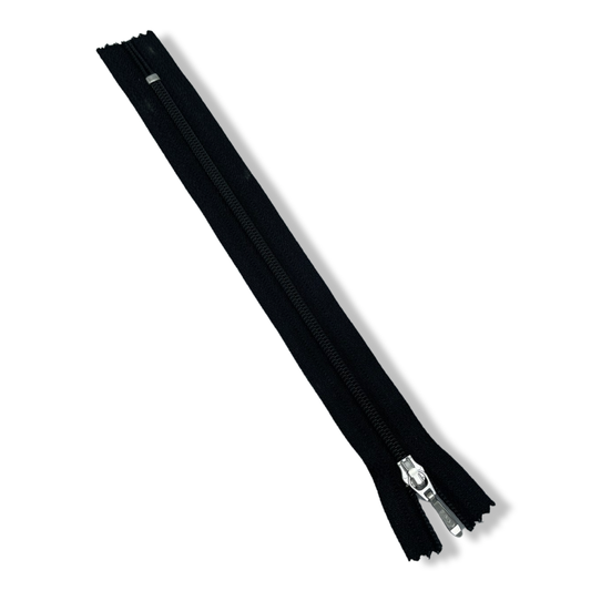 Thin Tooth Zipper, black 6.5 inches