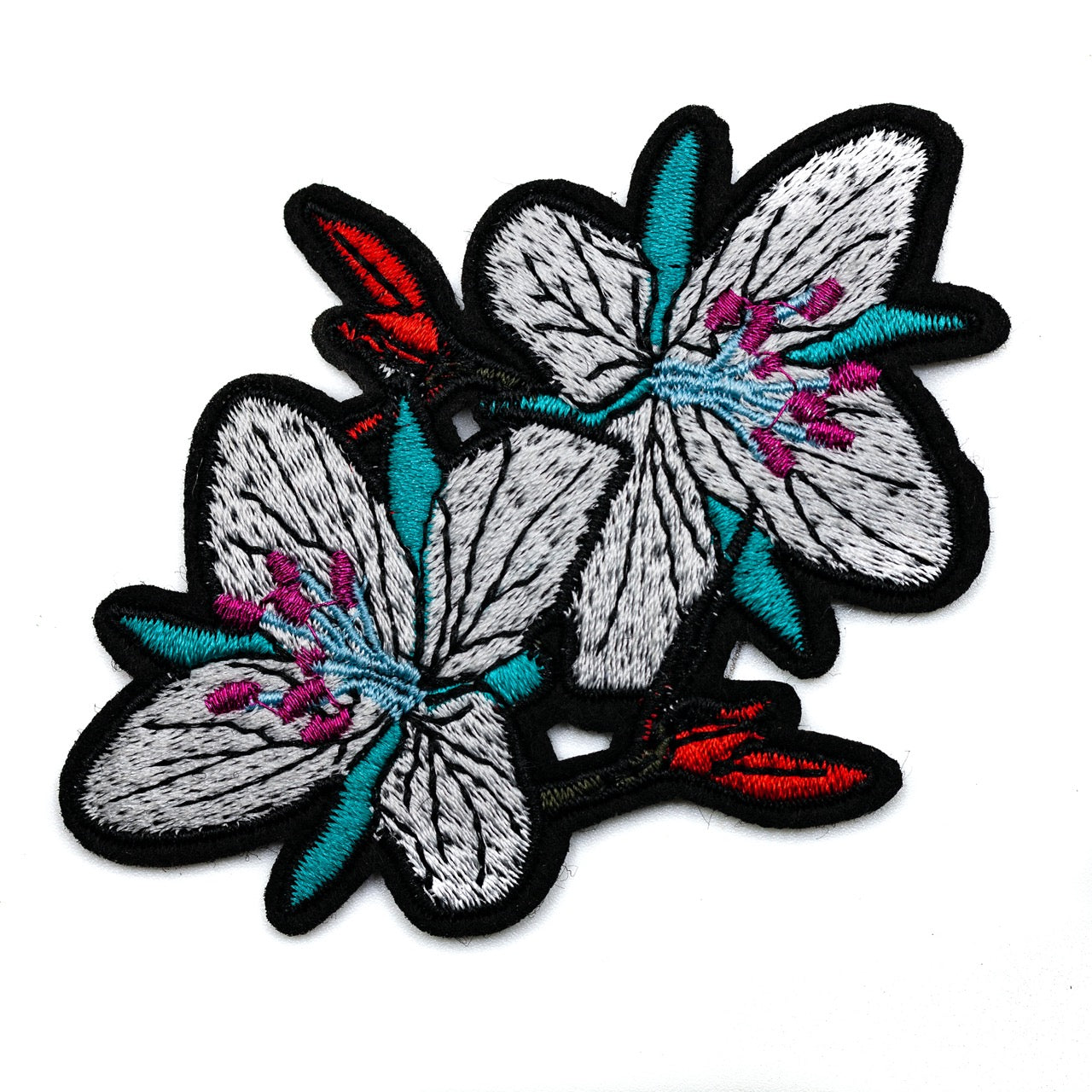 InukChic® Iron-On Patches - Arctic Flower - White