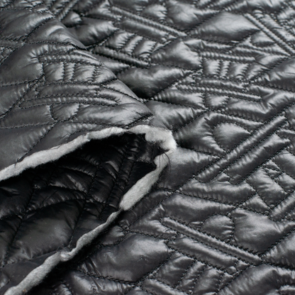 inukshuk quilt, black