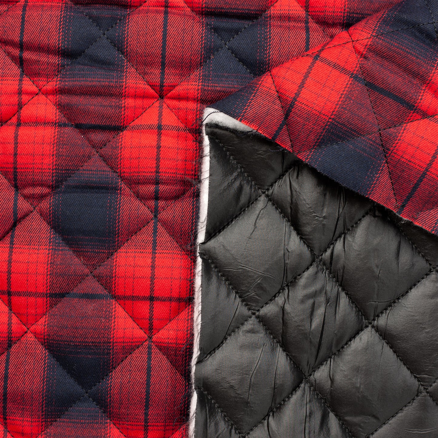 Quilted PrimaSoft™ Tartan 2-Sided 10oz - Red
